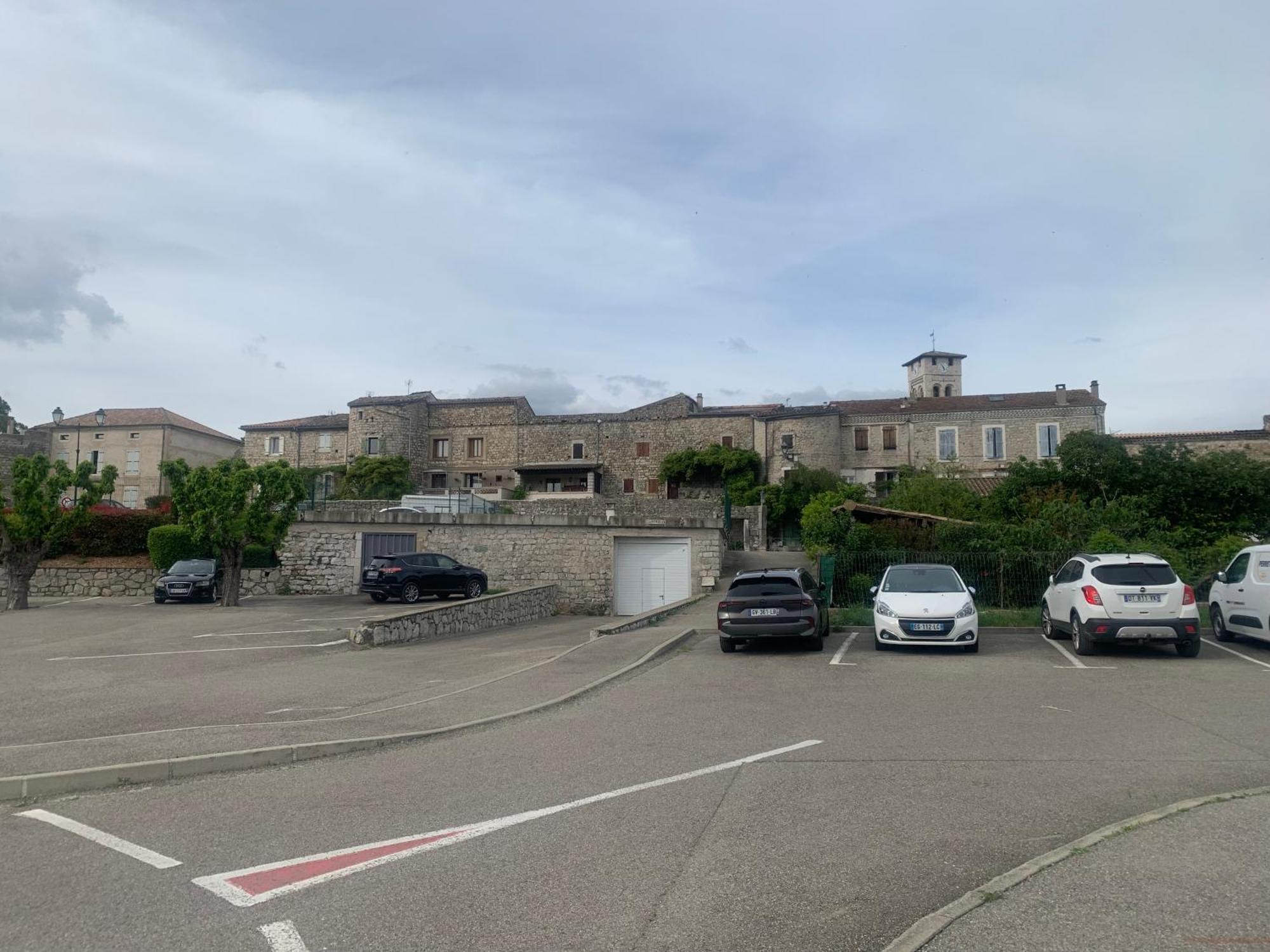Petite Maison 3* Centre-village * Ruoms